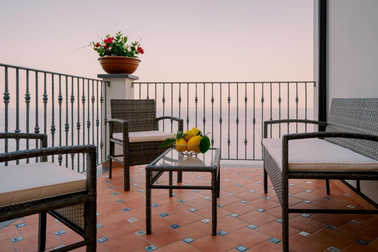 Alone Amalfi Villa Luaran gambar